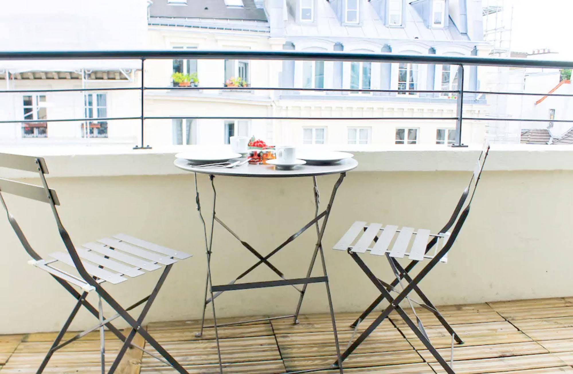 Livinparis - Luxury 2 Bedrooms Grands-Boulevards I Exteriör bild
